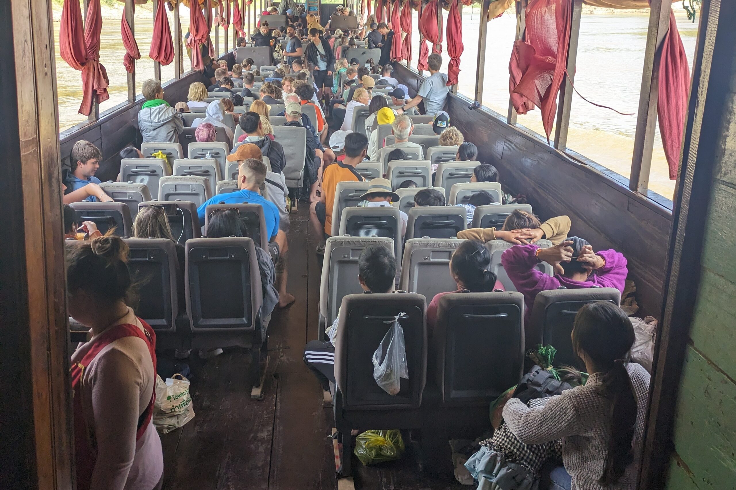 slow-boat-from-thailand-to-laos