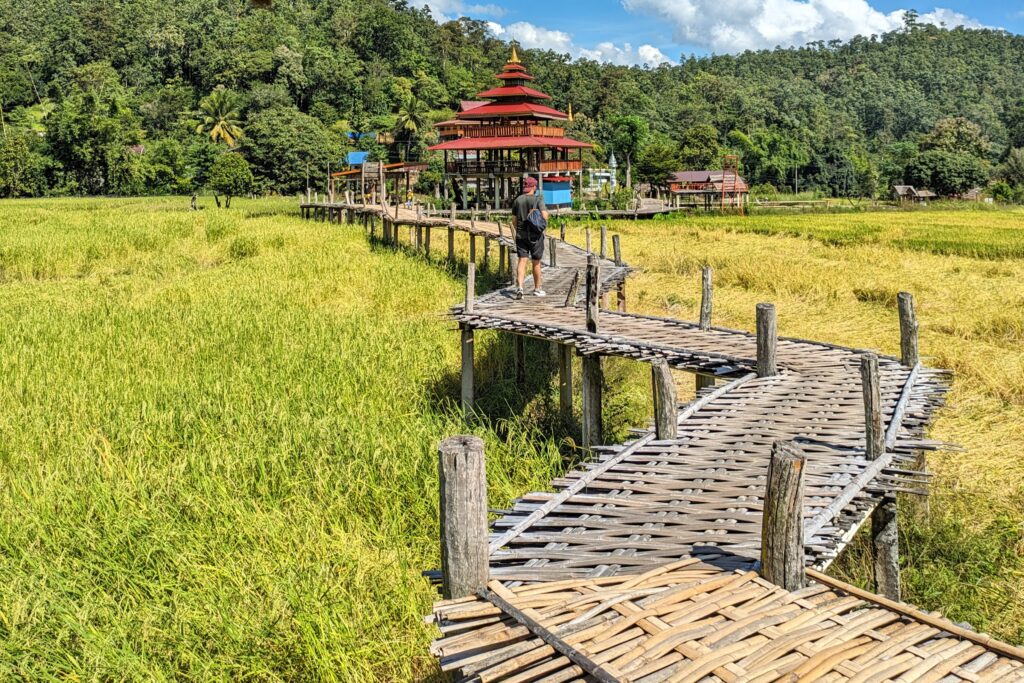 hidden-gems-in-thailand-pai-bamboo-bridge