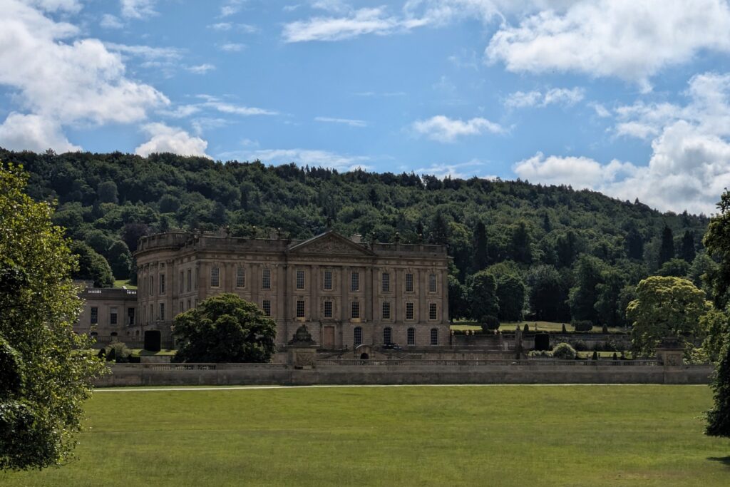 places-to-visit-in-the-peak-district-chatsworth-house