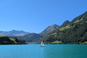 lake-lungern-view