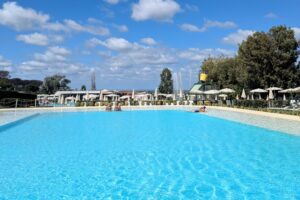 eurocamp-review-swimming-pool