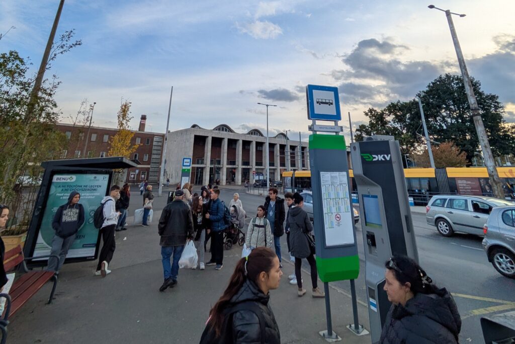 oradea-to-debrecen-airport-bus