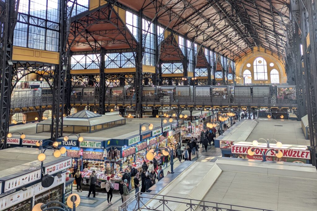 48-hours-in-budapest-central-market-hall