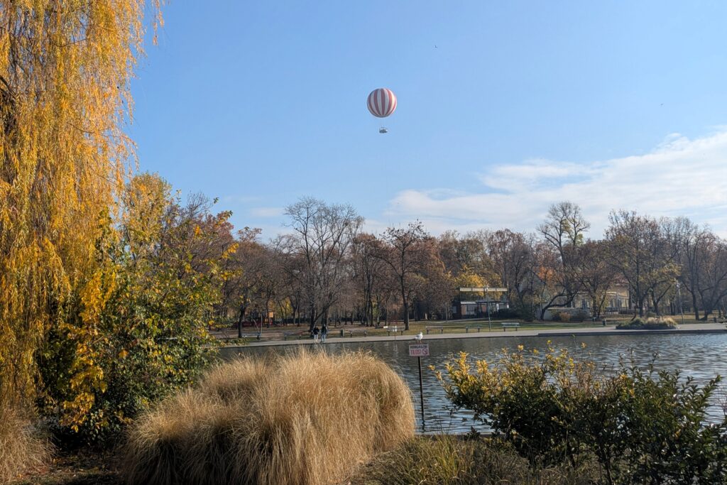 48-hours-in-budapest-city-park