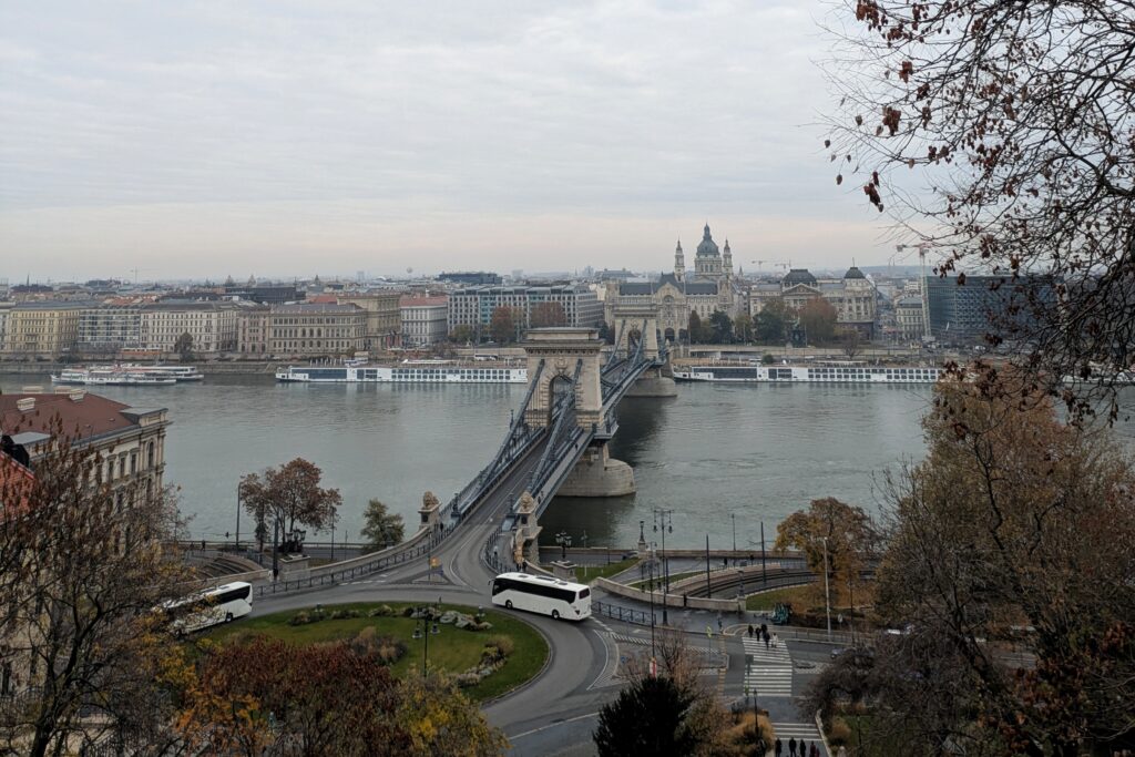 48-hours-in-budapest-szechenyi-chain-bridge