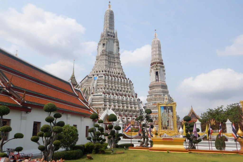 best-places-to-visit-in-thailand-for-first-timers-bangkok