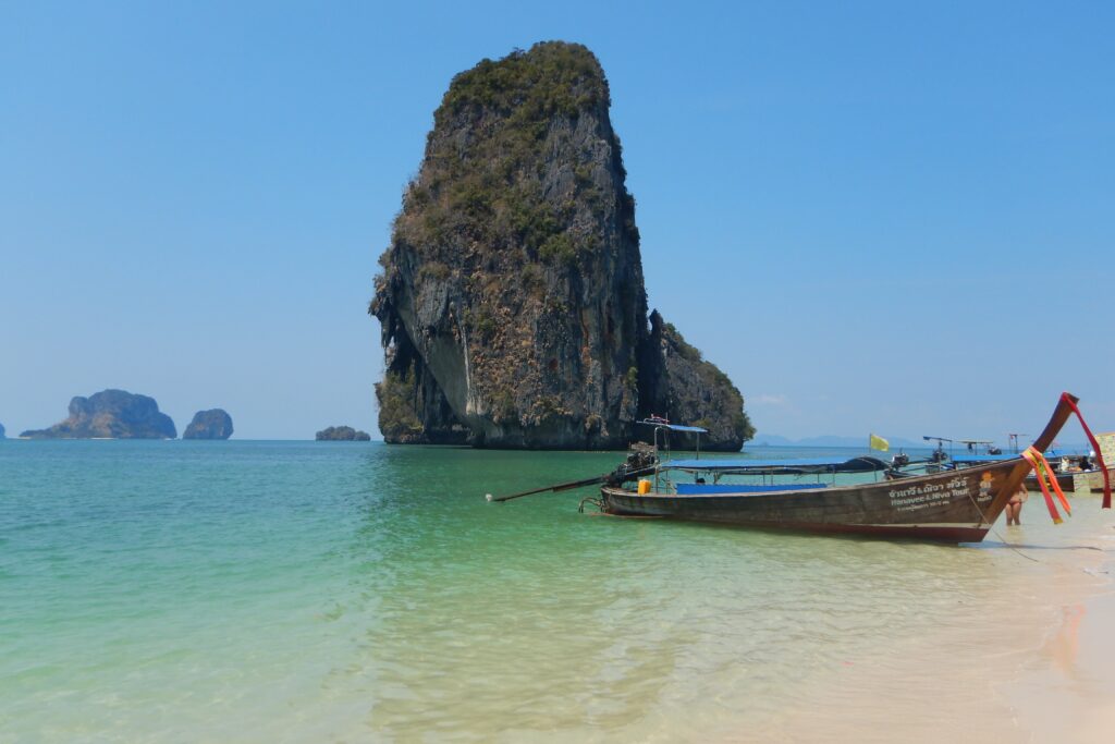 best-places-to-visit-in-thailand-for-first-timers-krabi-islands