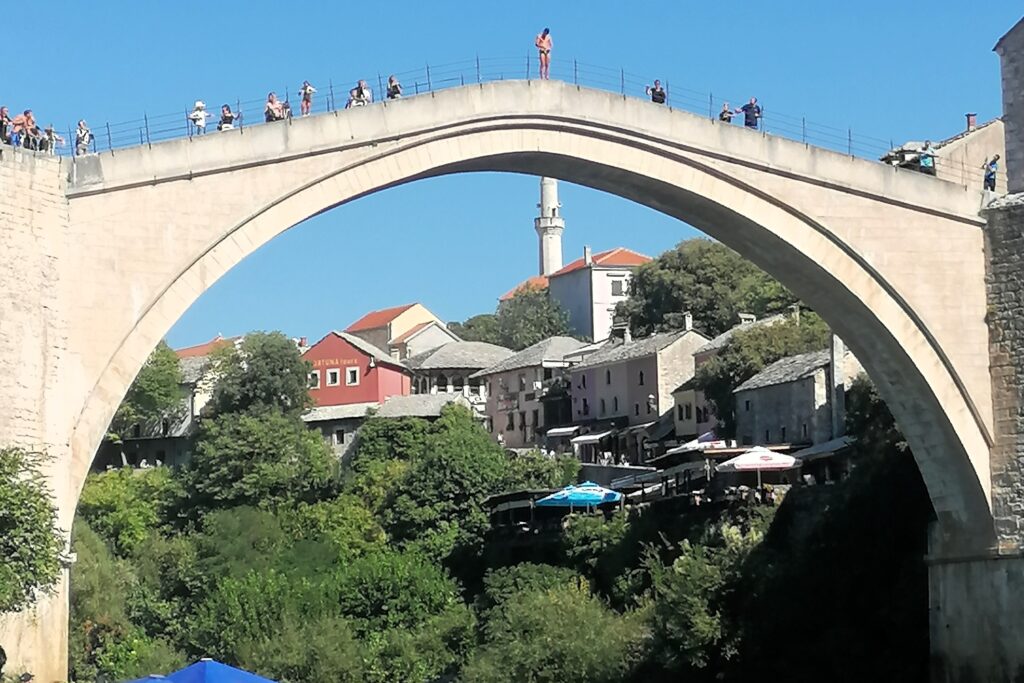 mostar-things-to-do-old-bridge-jumping