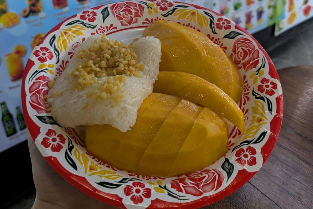 krabi-vegan-food-mango-sticky-rice