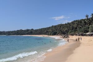 is-tangalle-worth-visiting-silent-beach