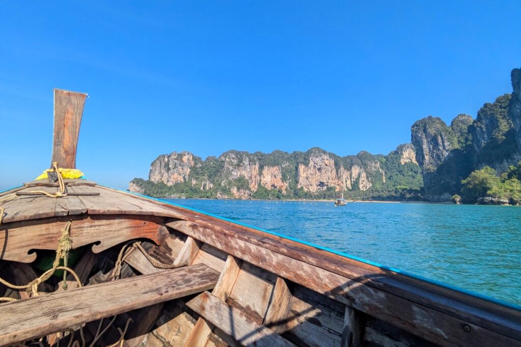 how-to-get-to-tonsai-beach-boat