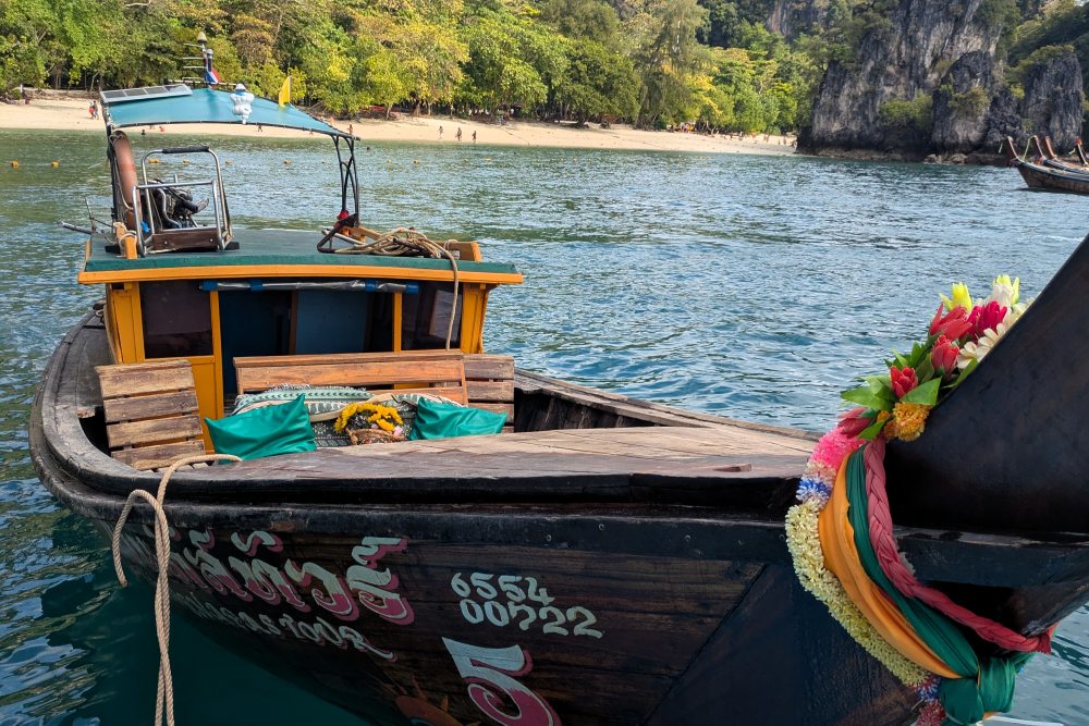 how-to-get-to-tonsai-beach-boat-beach