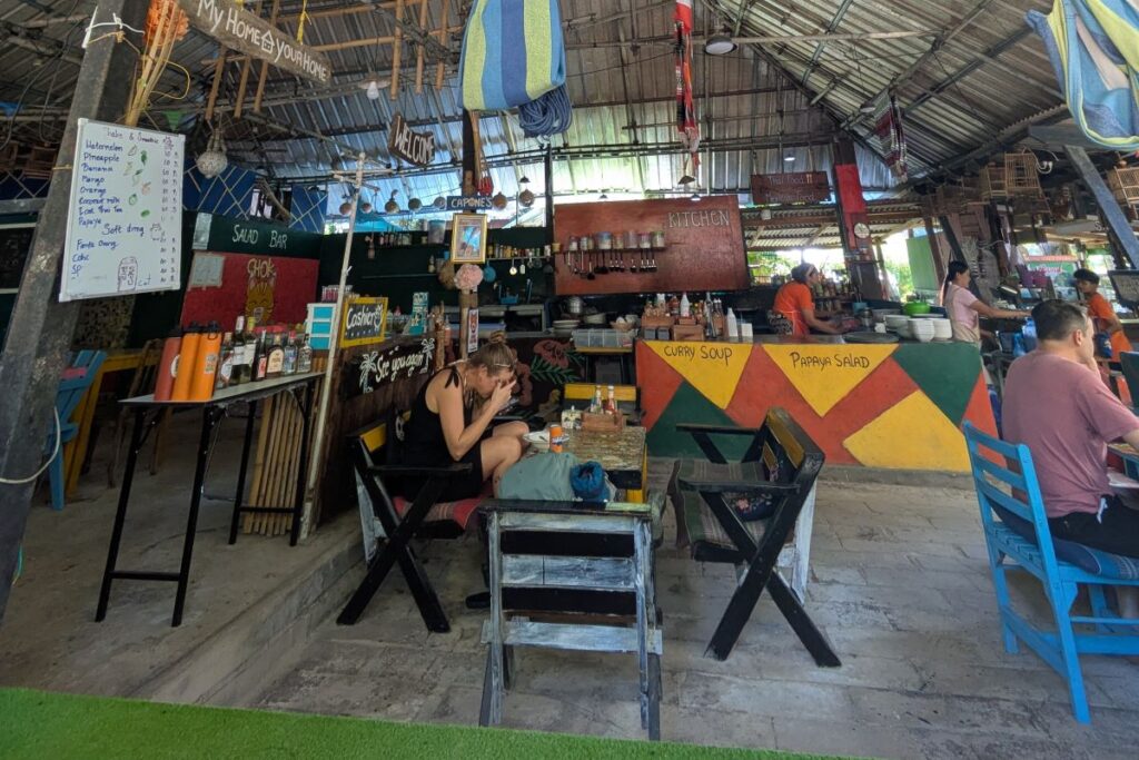 krabi-cat-cafe-restaurant