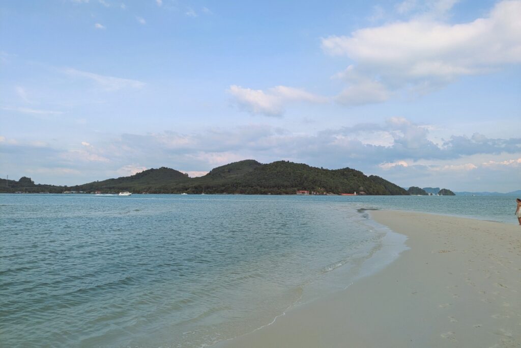 koh-yao-yai-best-beaches-laem-had-beach